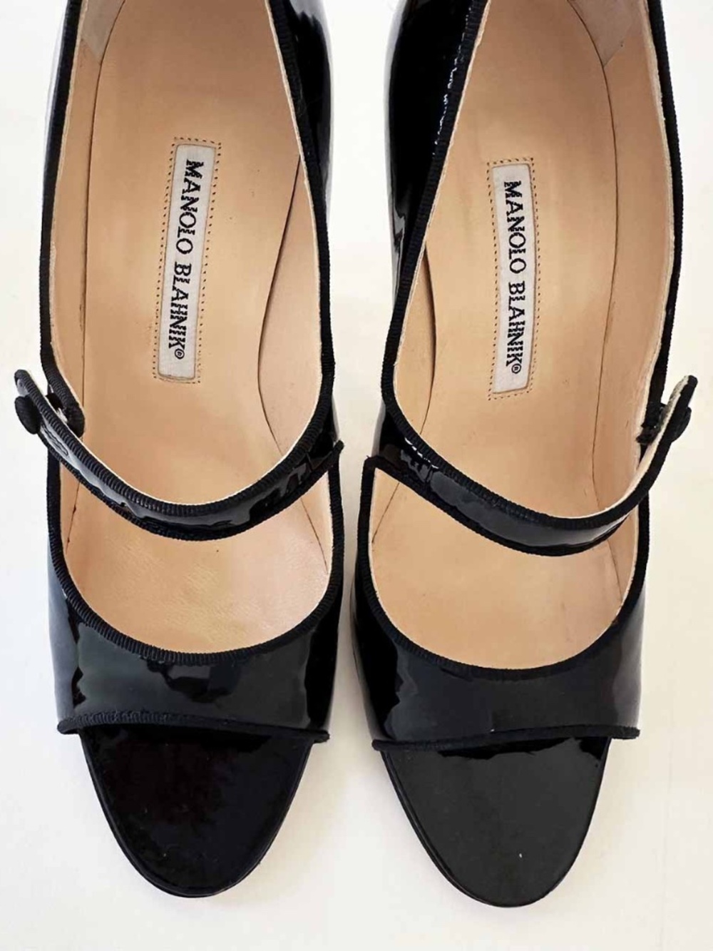 Manolo Blahnik Black Patent Leather Mary Jane Peep Toe Heels EU 38 Italy - Picture 5 of 10